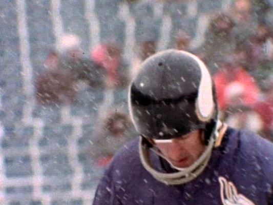 The Hall sends happy birthday wishes to Vikings Legend Fran Tarkenton! The Class of 1986 member turns 85 today. 🥳🎂 #HBD