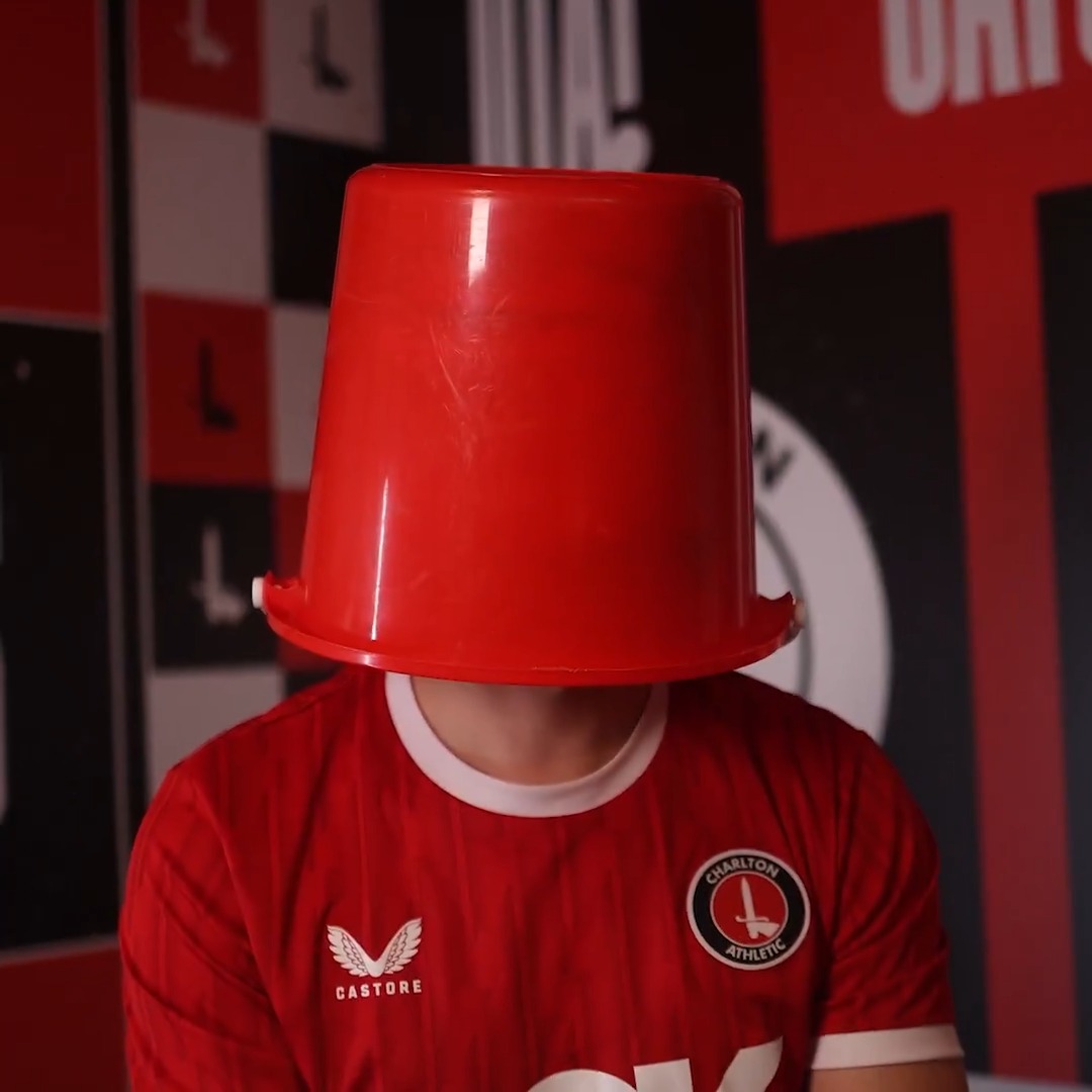 And who have we here? 🧐 #cafc
