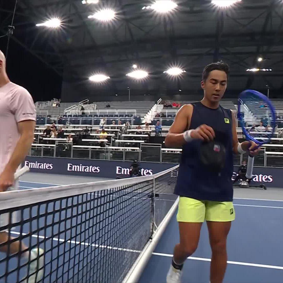 107e mondial cette semaine, Adrian Mannarino s’incline au premier tour du tournoi ATP 500 de Dallas contre Rinky Hijikata (7-5, 6-3). Sixième défaite consécutive pour le Français de 36 ans. ❌🇫🇷