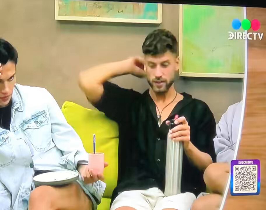 Santi “seguro la campaña de luca fue que prometió que venía por martu por que del juego que va hacer” DIOSSSSS PADRE #GranHermano