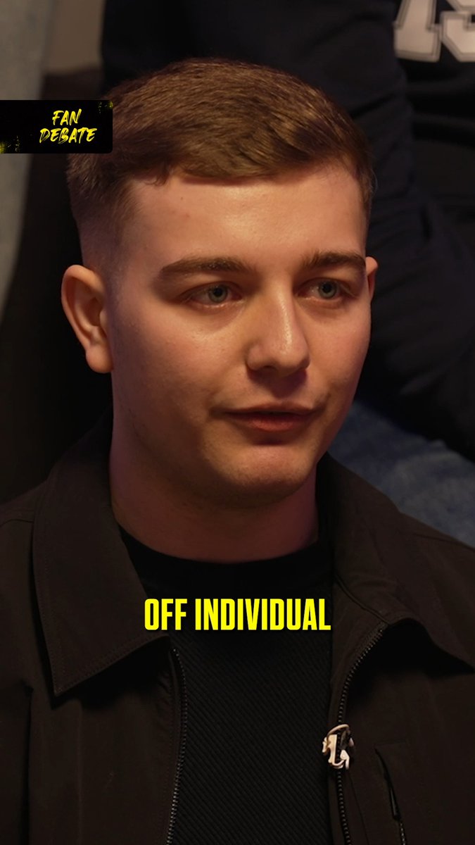“The modern way to play now isn’t a Man City style of football!” 😳 Is a change in style long overdue for Pep and City? Our host analyst h has his say.