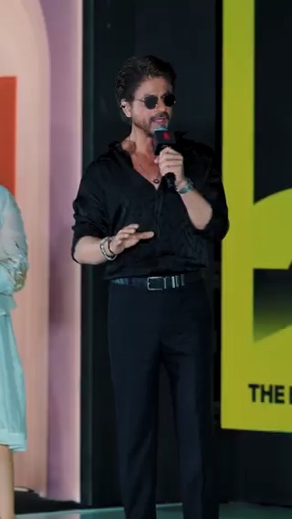 Aaj Netflix par utarein kitne sitaare hai ✨🎬 #NextOnNetflixIndia