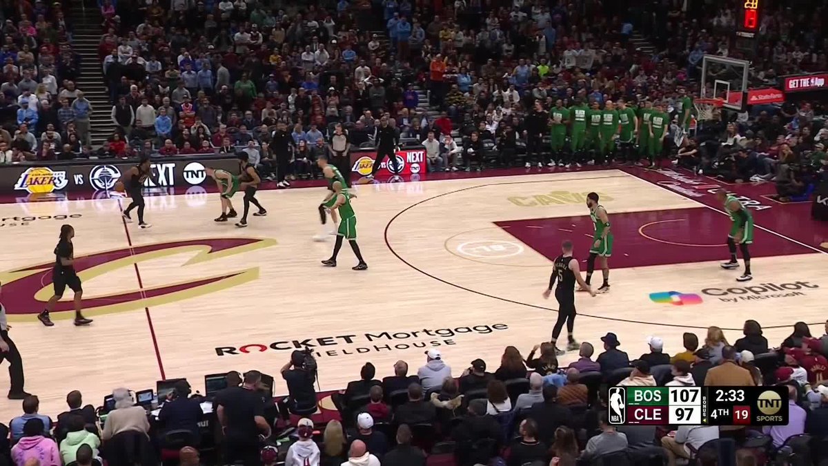 Derrick White with ANOTHER 3 and 14 points total in just the fourth quarter ☘️
