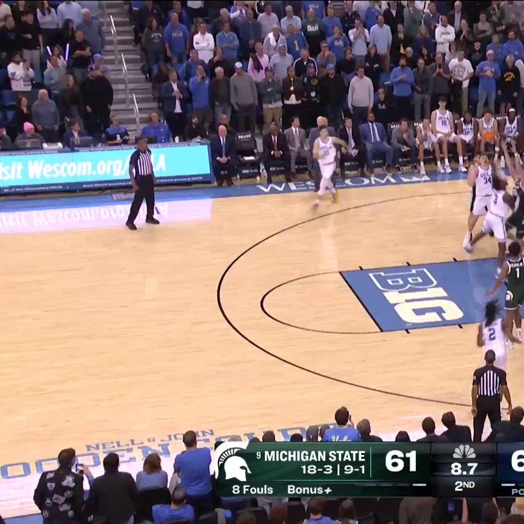FOR THE WIN! 🐻 Eric Dailey Jr. gets the game-winner as UCLA beats Michigan State 63-61.
