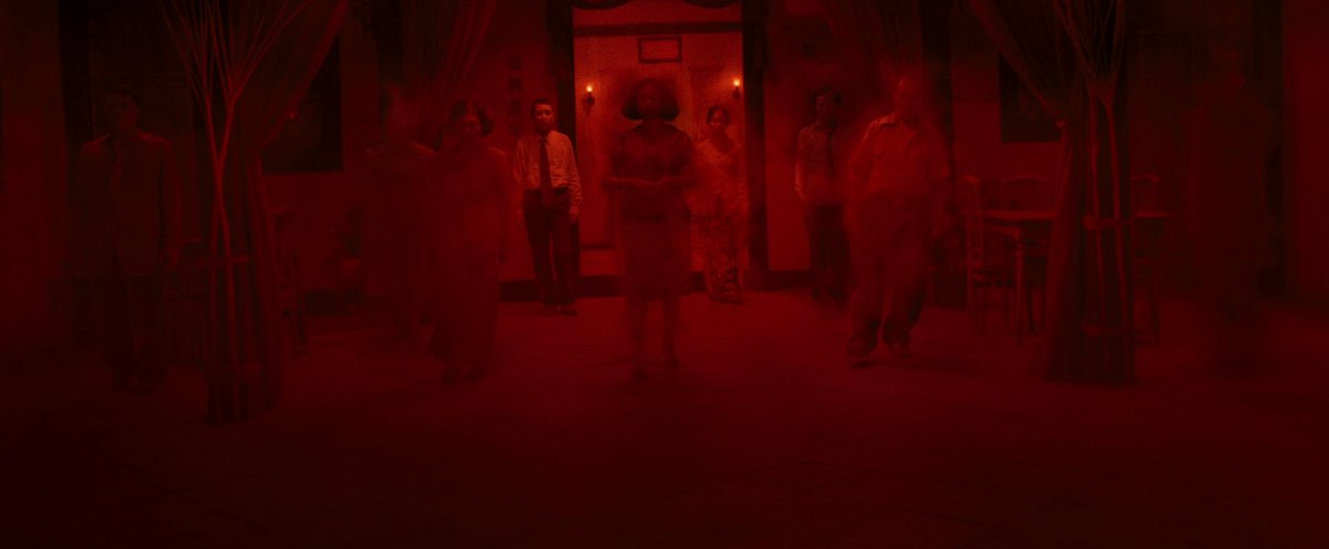 Kayanya jadi film horor Indonesia pertama tahun ini yang trailernya kerasa fresh banget, ga kaya horor-horor Indonesia pada umumnya. Sukak banget sama trailernya Pernikahan Arwah (The Butterfly House) ❤
