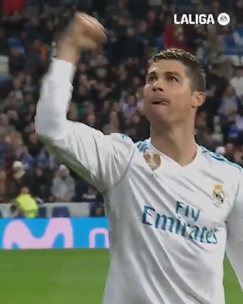 4⃣0⃣ cumpleaños de 𝐋𝐀 𝐋𝐄𝐘𝐄𝐍𝐃𝐀. 🤍🌟 🎂 ¡Feliz cumpleaños, Cristiano Ronaldo! 🎂 #LALIGAEASPORTS | #LALIGAHistory