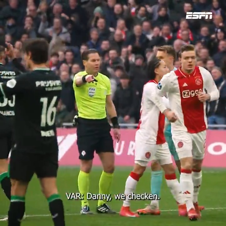 Kijk en luister mee bij het penaltymoment in De Klassieker! 🖥️👀 #ExtraTijd | @ARAG_nl