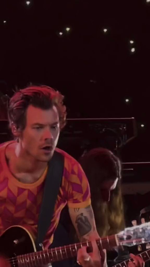 i am gonna start howling at the moon
