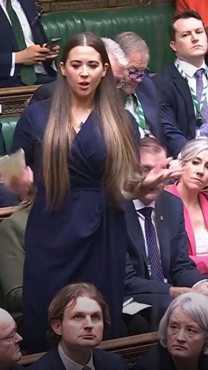 Our system of government in NI is a gamble and the people deserve better, says Sorcha Eastwood MP during PMQs today. We're fighting at every level of government to reform our institutions and end the cycle of ransom politics, crisis, and collapse 👇