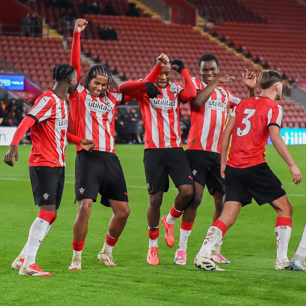 Sillah Dibaga ⚽️ Dipepa ⚽️⚽️ Gathercole ⚽️ #SaintsFCU18s are quarter-final bound 🏆