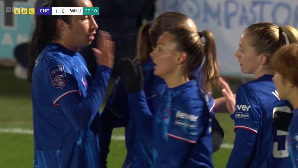"A superbly taken strike!" Johanna Rytting Kaneryd has given Chelsea an early lead in their Women's League Cup semi-final. #BBCFootball #cfc #whufc