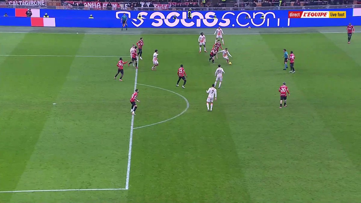 Artem Dovbyk relance la Roma face à l'AC Milan (1-2) ! Le direct : #lequipeFOOT