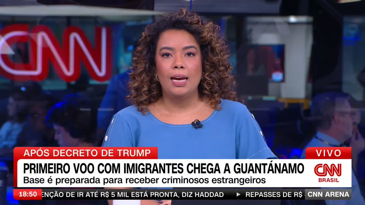 A deputada Talíria Petrone (PSOL) apresentou um projeto de lei para criar um auxílio emergencial para brasileiros deportados dos Estados Unidos. O benefício seria pago durante 12 meses, no valor de um salário mínimo por família. #CNNArena