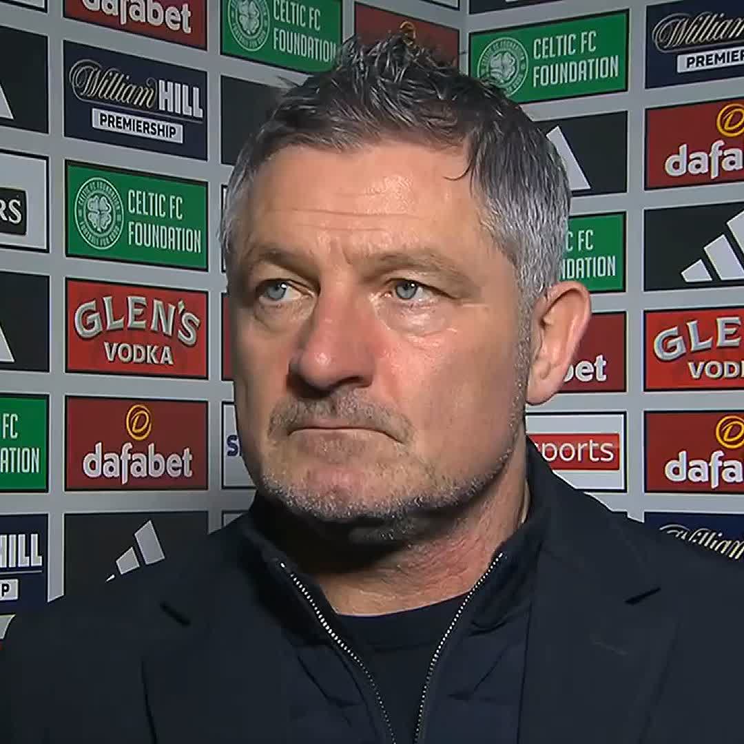 🗣️ “I watched the penalty back… It’s really soft, not one Celtic player claimed for that” 🗣️ “We were too easy to score goals against... That was Celtic at their pomp tonight” Dundee manager Tony Docherty on their 6-0 defeat at Celtic ⬇️