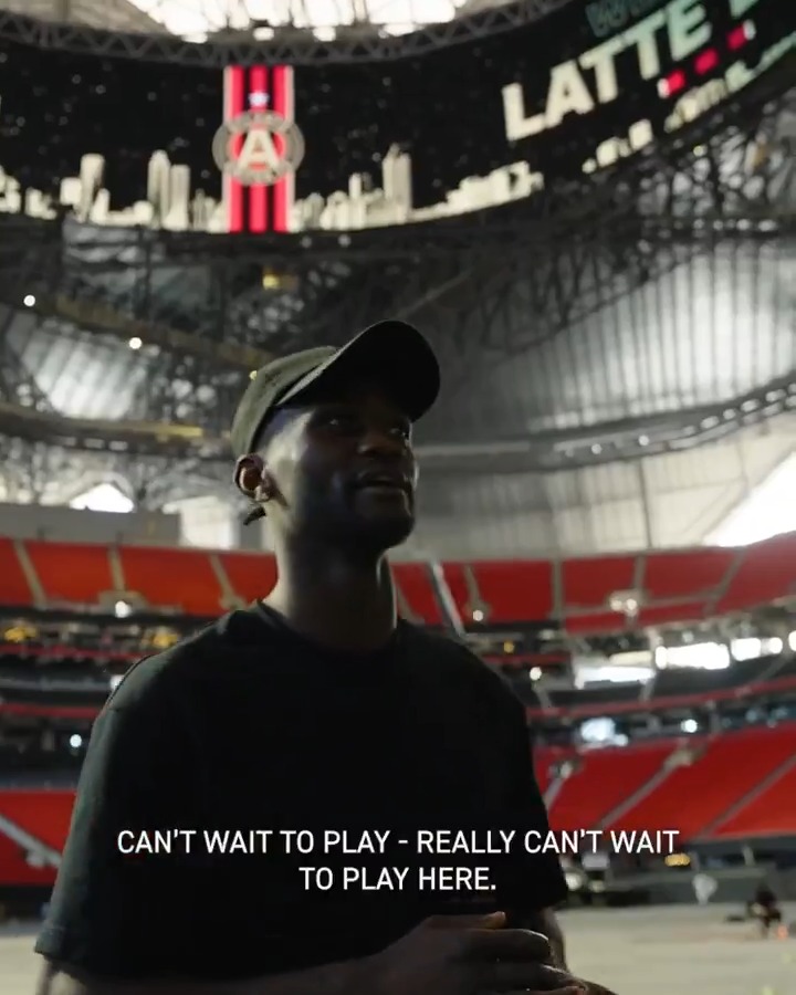 “Oh my days man… I really can’t wait to play here.” 𝐍𝐨𝐭𝐡𝐢𝐧𝐠 compares to Mercedes-Benz Stadium. Just wait till it’s full, Latte 😮💨