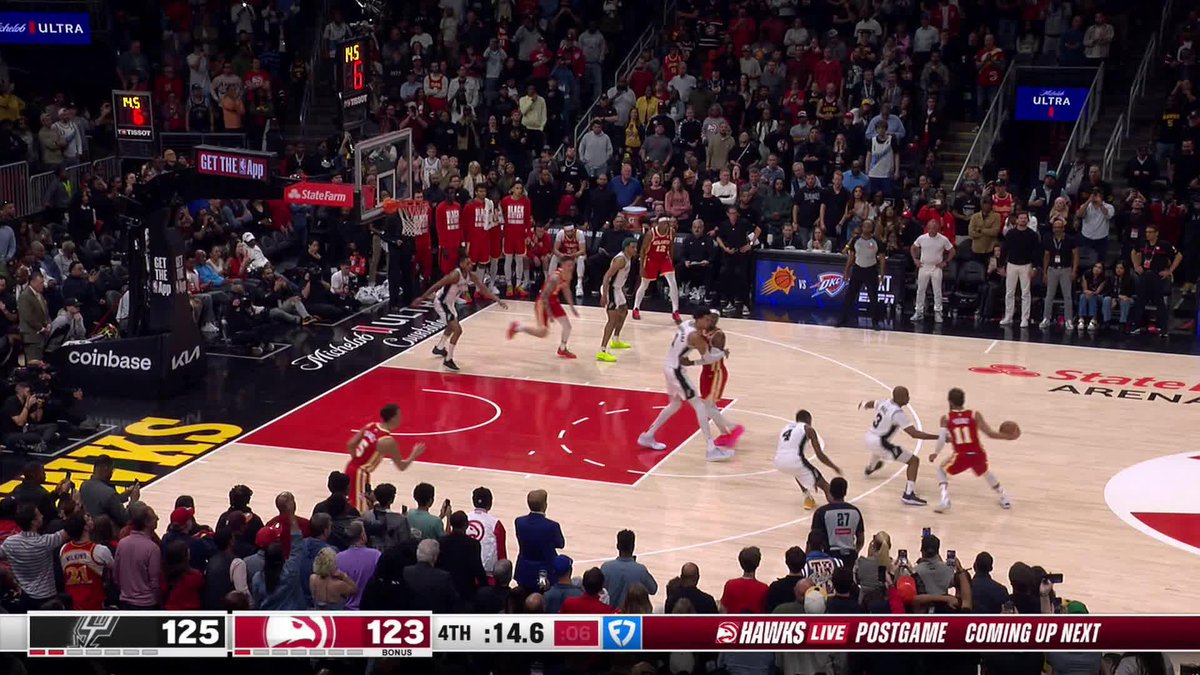 Trae ties it! ANOTHER Clutch bucket for 11 ❄️