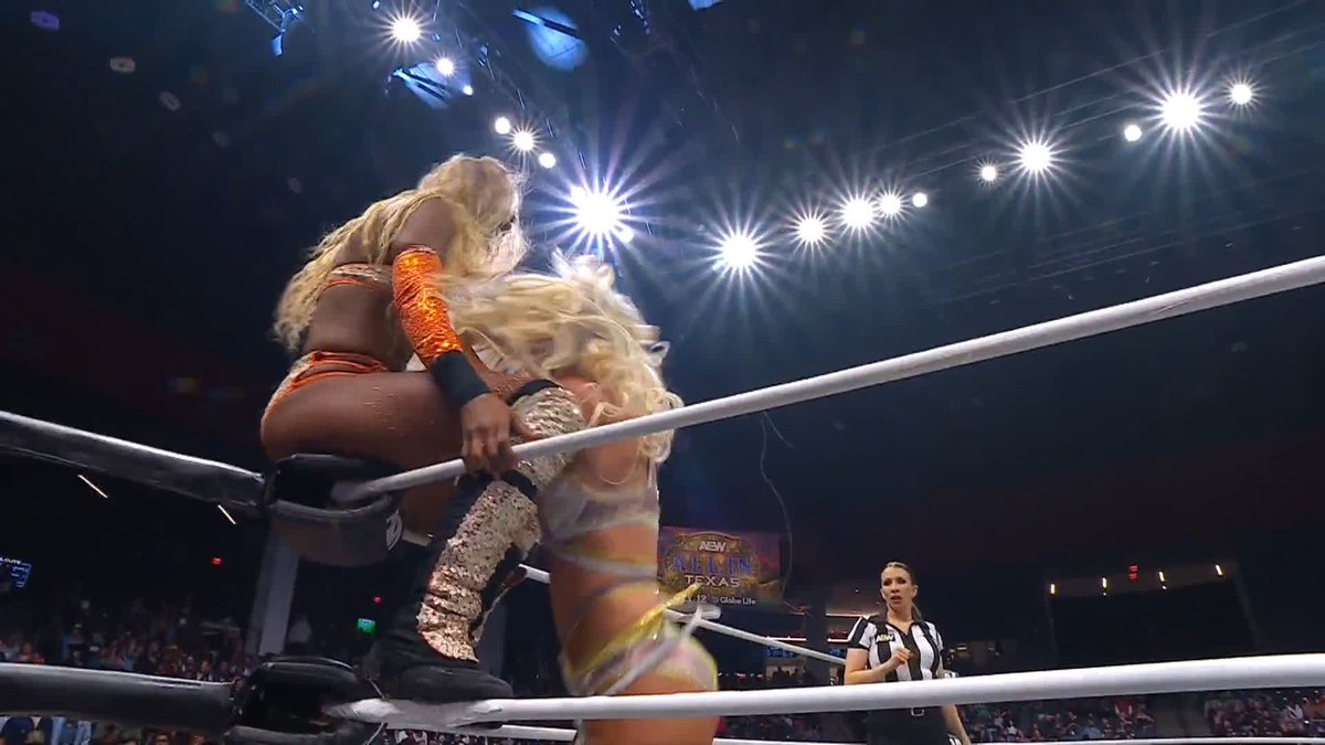 That is just CLASSIC Mariah May from Timeless Toni Storm Watch #AEWDynamite LIVE on TBS Network &amp; @SportsOnMax #TimelessToniStorm | @Amisylle | @MariahMayX