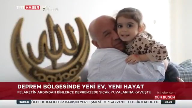 Asrın felaketi, önce asrın seferberliğine, sonra asrın inşasına dönüştü. Yıldırım, Karabulut ve Çakmak aileleri yaşanan zor günlerin ardından sıcak yuvalarına kavuştu... #AsrınBirlikteliği