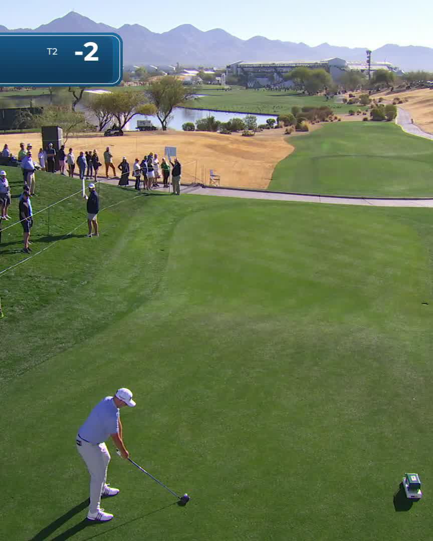 404 yards 🤯 @SeppStraka bounced one down the cart path at the 549-yard par-5 15th.