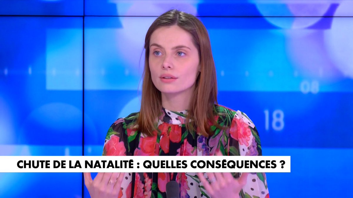 Venue présenter son ouvrage «L'enfant est l'avenir de l'homme» Aziliz Le Corre-Durget affirme : «Certains discours féministes nous expliquent que la maternité est une aliénation pour les femmes. [...] Il faut réaffirmer la place de la famille dans notre société» dans #Facealinfo.