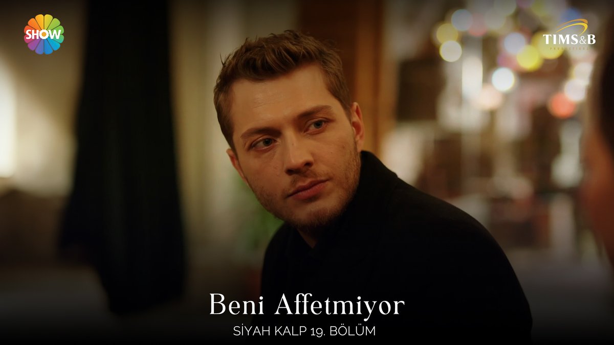 Cihan, Sumru ile dertleşiyor. 💔 #SiyahKalp @showtv TIMS&B Productions