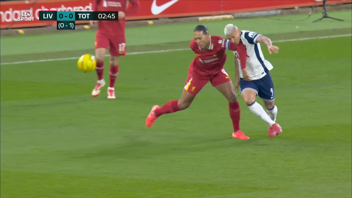 'Let them know you're there early doors' Watch Liverpool vs Tottenham in the Carabao Cup Semi-Finals LIVE on ITV1 #ITVFootball | #CarabaoCup | #LIVTOT