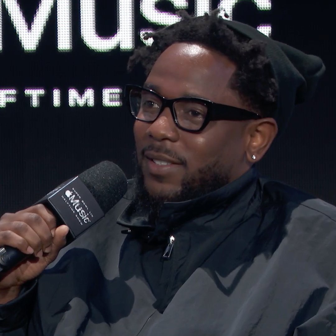 .Kendrick Lamar says to look for the storytelling at his #AppleMusicHalftime performance on Sunday. He gives the Old Man Ebro and Nadeska a sneak peek into what fans can expect from the show. #SBLIX