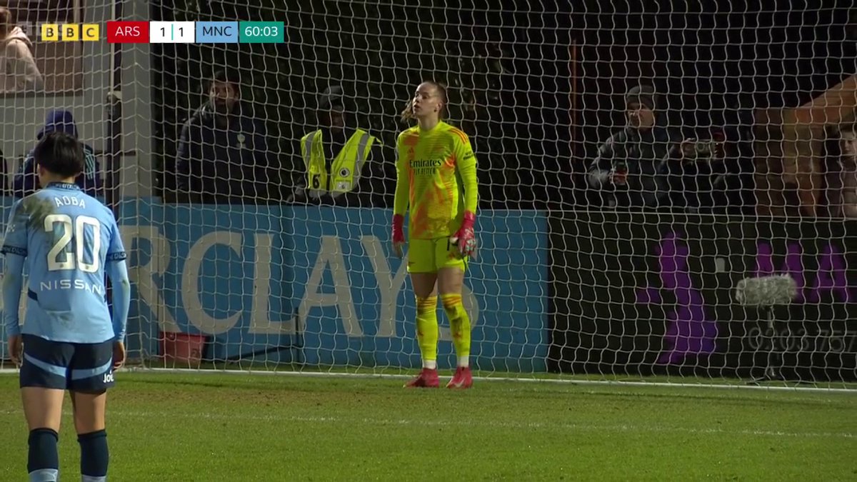 MAN CITY PENALTY SAVED! "Has the tide turned in Arsenal's favour?" #BBCFootball #ARSMCI