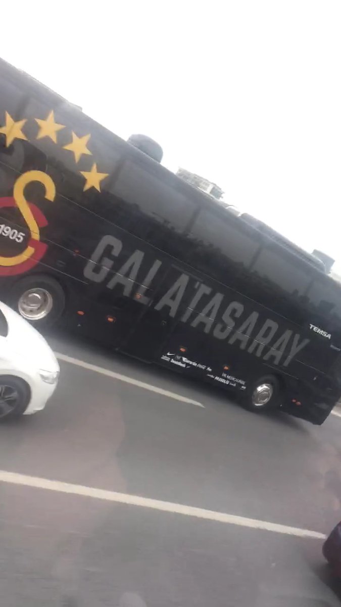 ŞEREFSİZSİNİZ, KARAKTERSİZSİNİZ.