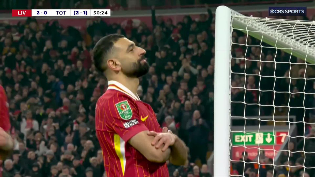 Penalty perfection from Mo Salah 🎯 (via CBS Sports Golazo ⚽️)
