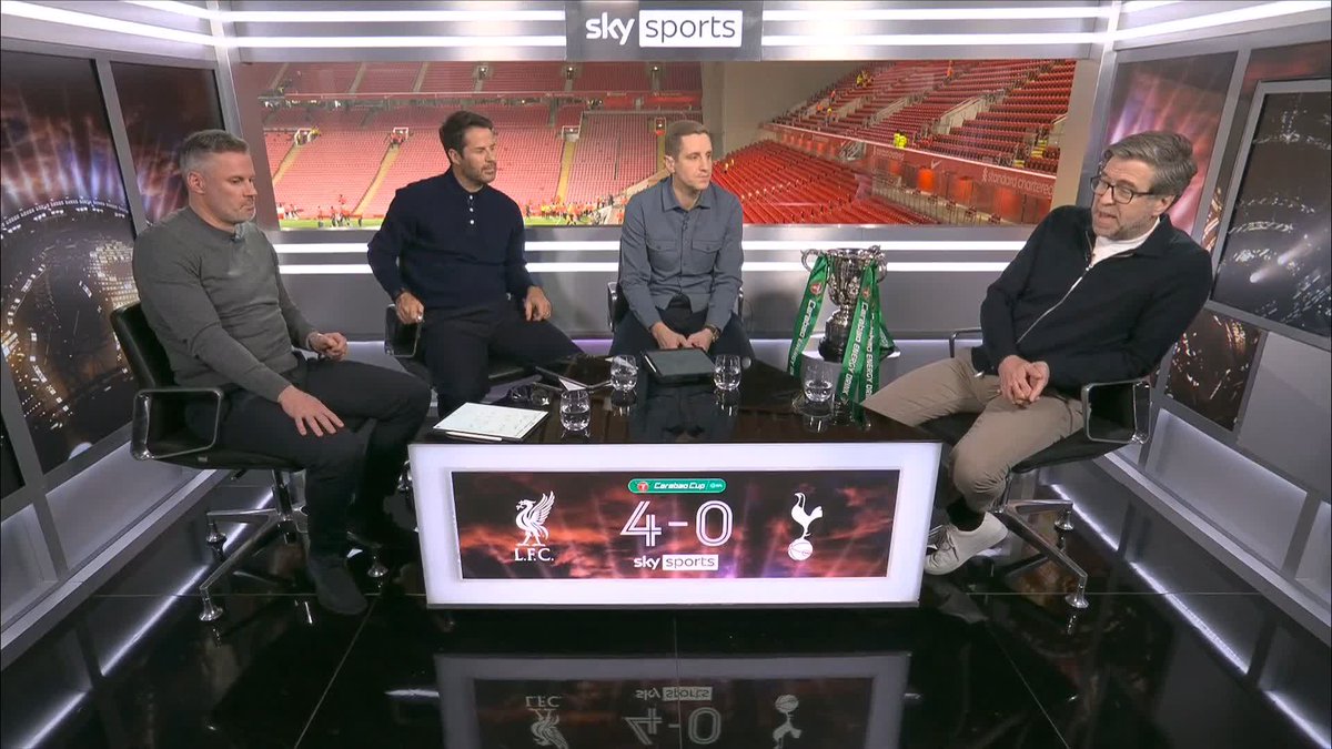 "It's Tottenham - when do Tottenham ever win a big game?" 😮 Jamie Carragher was not surprised by Spurs' performance tonight.
