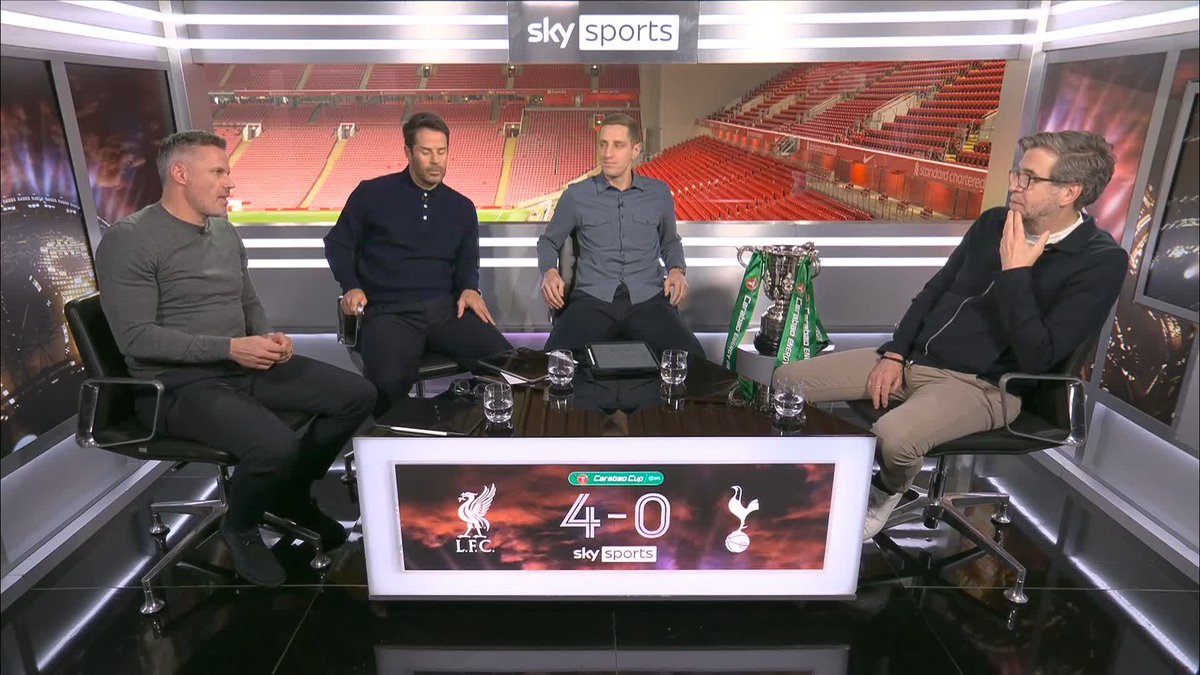 "He's too good for the highest level of football" 👏 Jamie Carragher says it almost feels like there should be another level of football for Virgil van Dijk 🥇