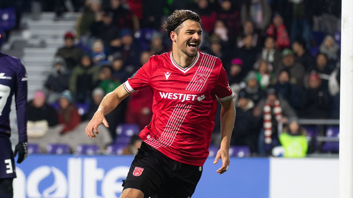 GOAL 🐎 Charlie Trafford thumps the ball home from close range to tie it up for Cavalry FC in Langford! #CanPL | 🔴 Watch LIVE on OneSoccer