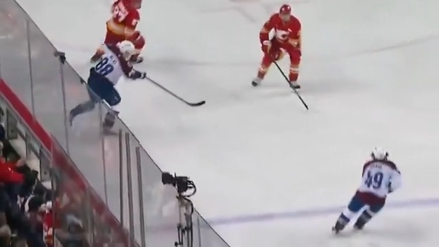 Martin Necas is so silky.