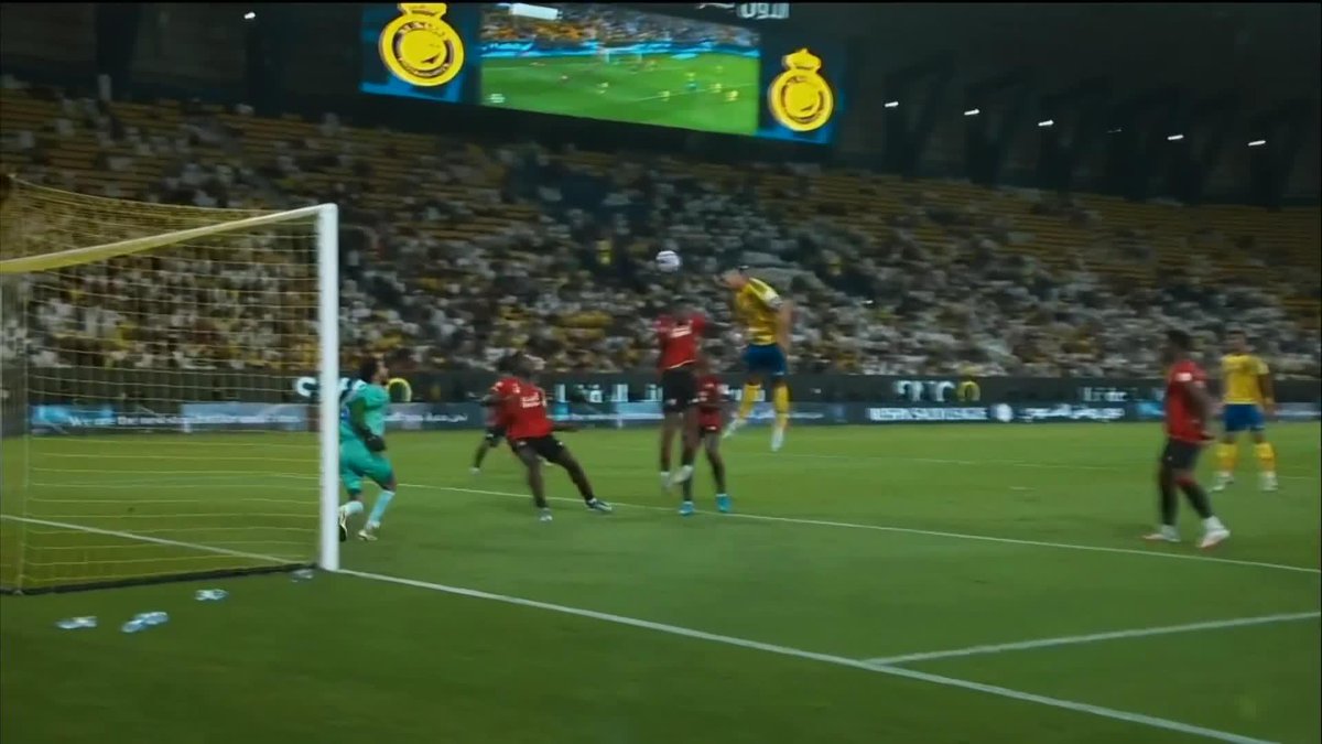 Cristiano's first game in forties. This man's a legend. ๐ #RoshnSaudiLeague #CR7