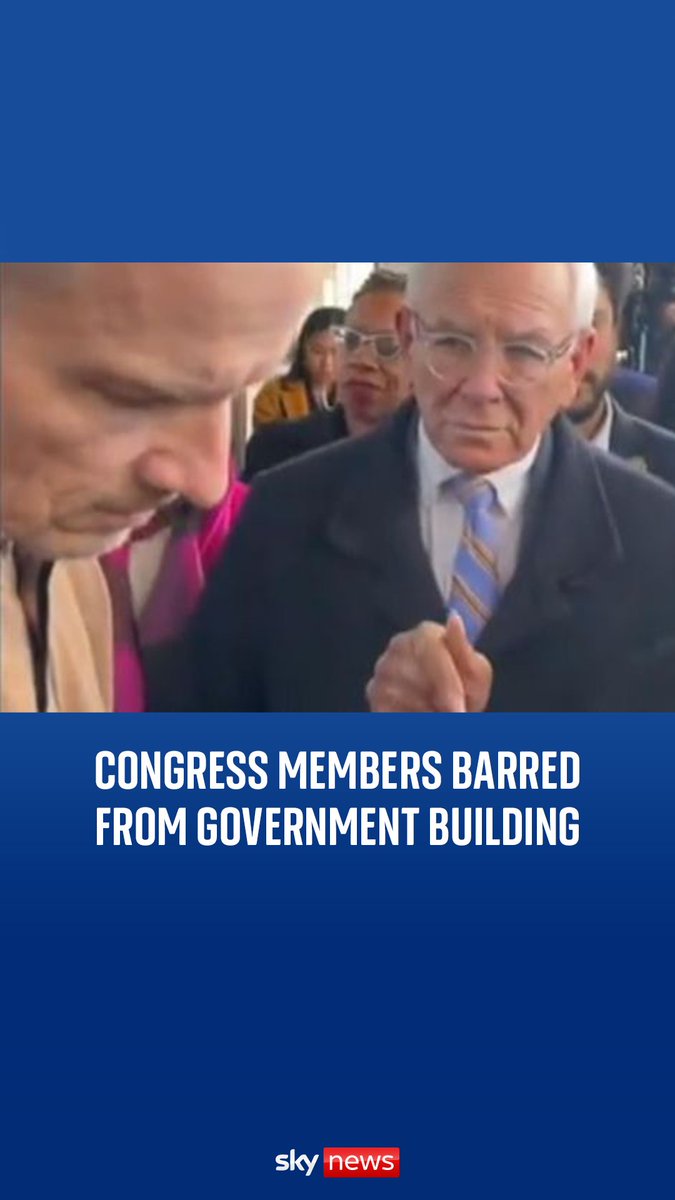 Members of Congress were blocked from entering a #US Department of Education building amid rumours that US President Donald Trump may shut the department entirely.