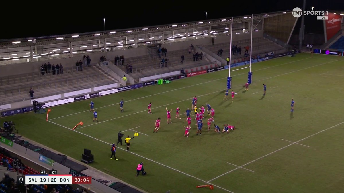 "DONNY HAVE SUNK THE SHARKS!" What a win on the road for Doncaster Knights 🏉, who see out the 20-19 victory! #PremRugbyCup #SALvDON