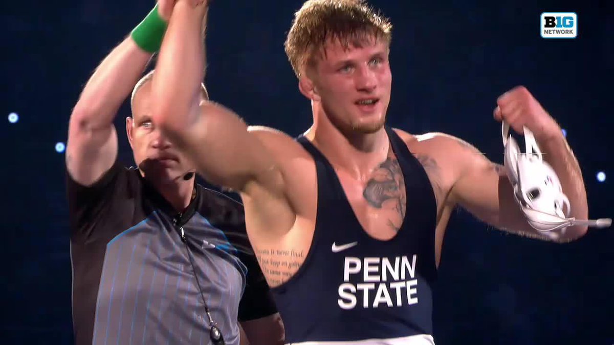 JOSH BARR STEALS IT LATE 💥 He gets the reversal with 5 seconds left and Bryce Jordan Center is ROCKING 🔊 #B1GWrestling on Big Ten Network 📺