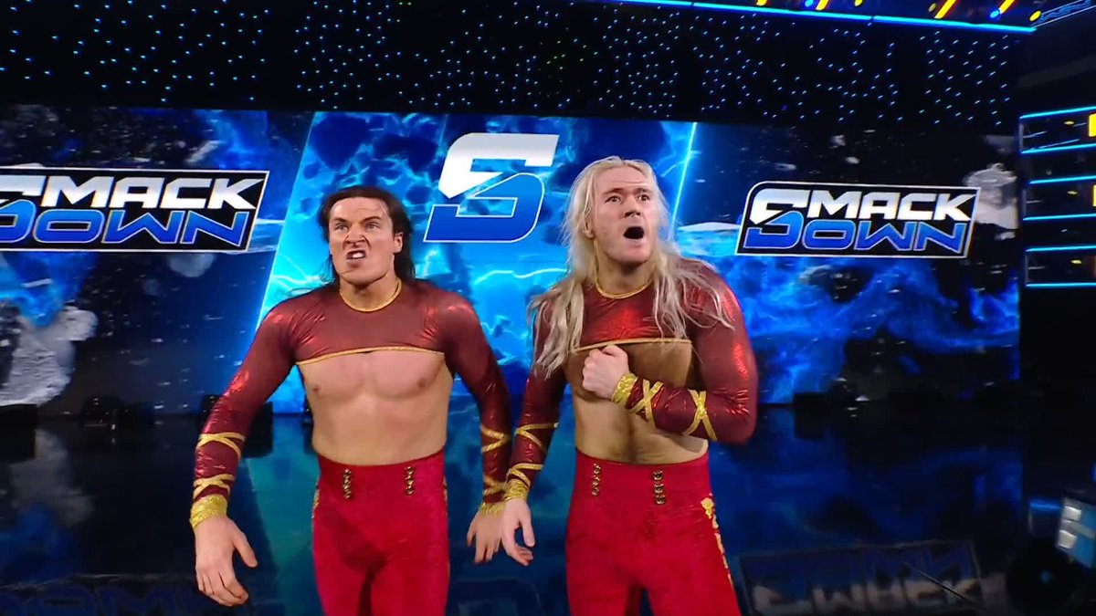#DIY can't believe it... Pretty Deadly picked up the W! 💪 #SmackDown