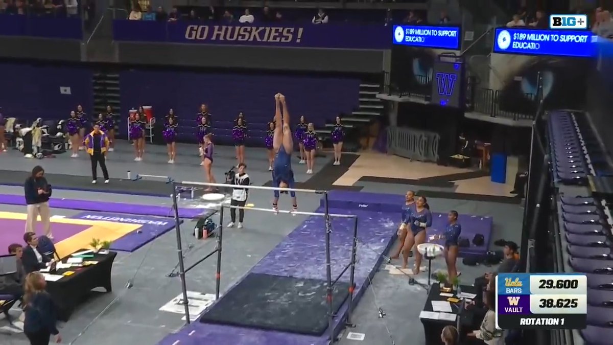Frida Esparza ties her career-high with a 9.950!! 💻: B1G+