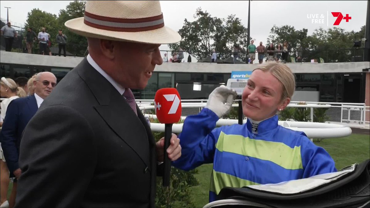 "It's my first one as Jamie Melham, but Colin lifted us over the line there." @jamieleekah07