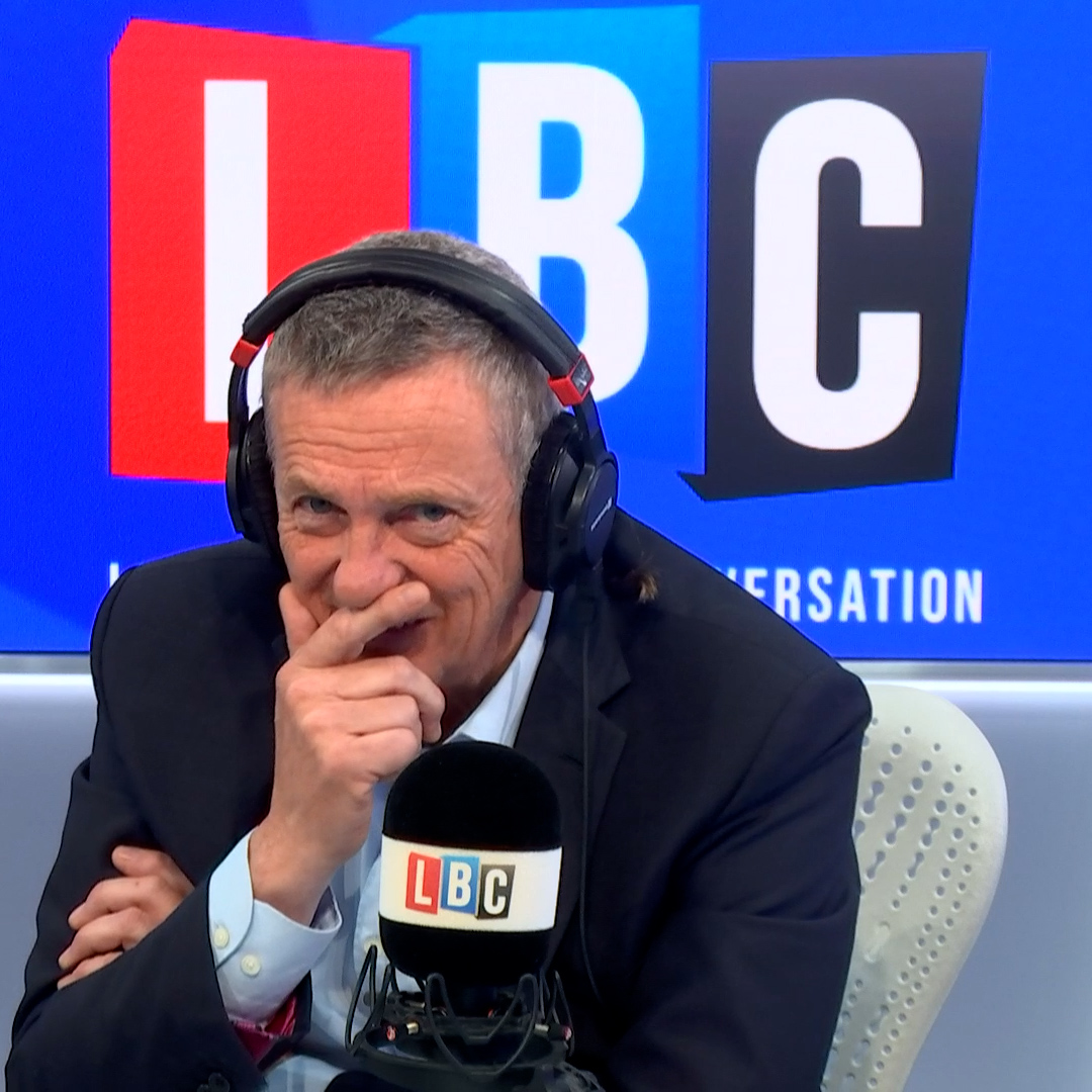 ‘A pint is only £1 more than a bottle of coke!’ Caller Ronnie tells Matthew Wright quitting alcohol was his best decision, but adds that pubs should make soft drinks more affordable.