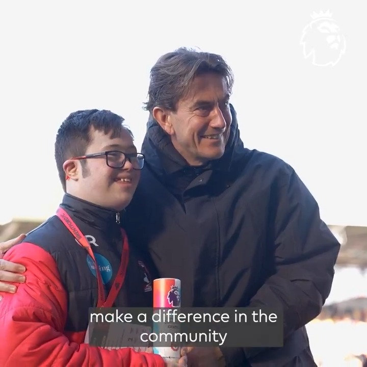❤️ "A remarkable individual who embodies the spirit of community work and shows willingness to make a positive impact in our local community" To celebrate the #PLMorethanagame campaign, Thomas Frank recently presented participant Charlie Rowley with our Community Captain Award