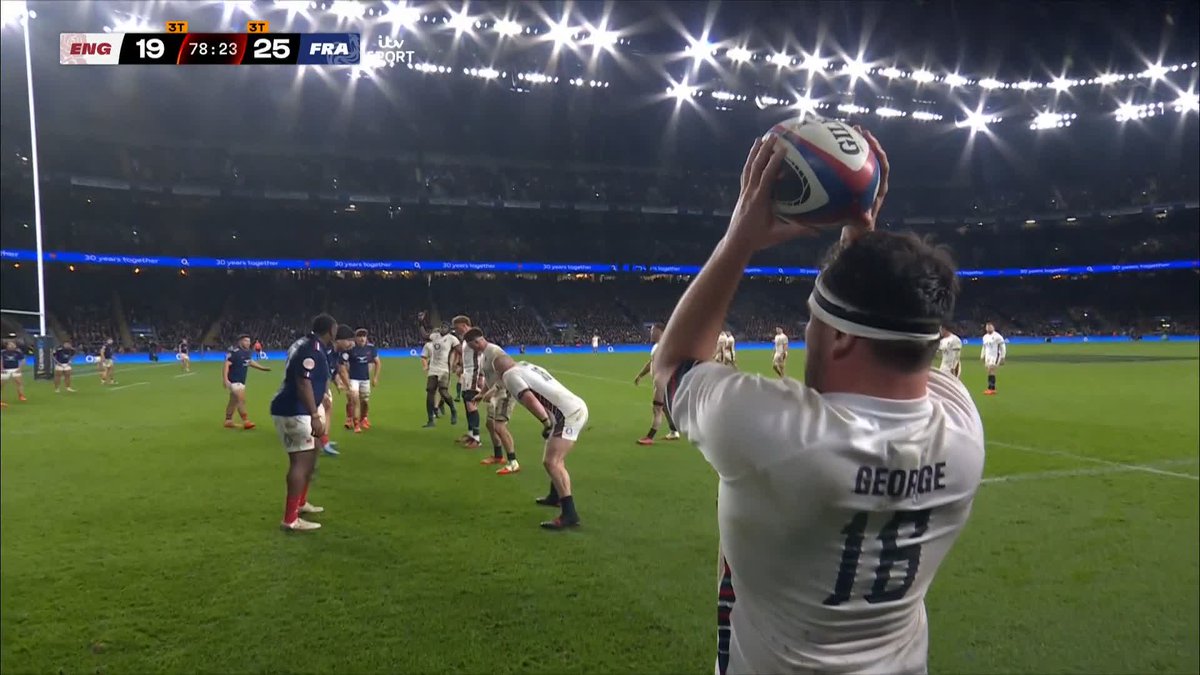 🏴 DALY FOR THE LINE - DALY FOR THE WIN! 🏴 Simply sensation from the red roses! 🌹 #ITVRugby | #GuinnessM6N