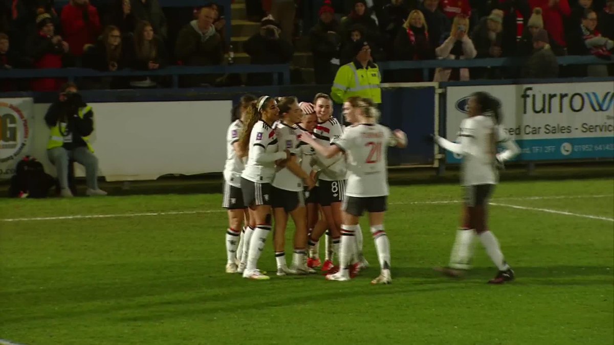 Mared Griffiths has a goal for Manchester United Women less than five minutes after coming on for her debut 🥹 #AdobeWomensFACup