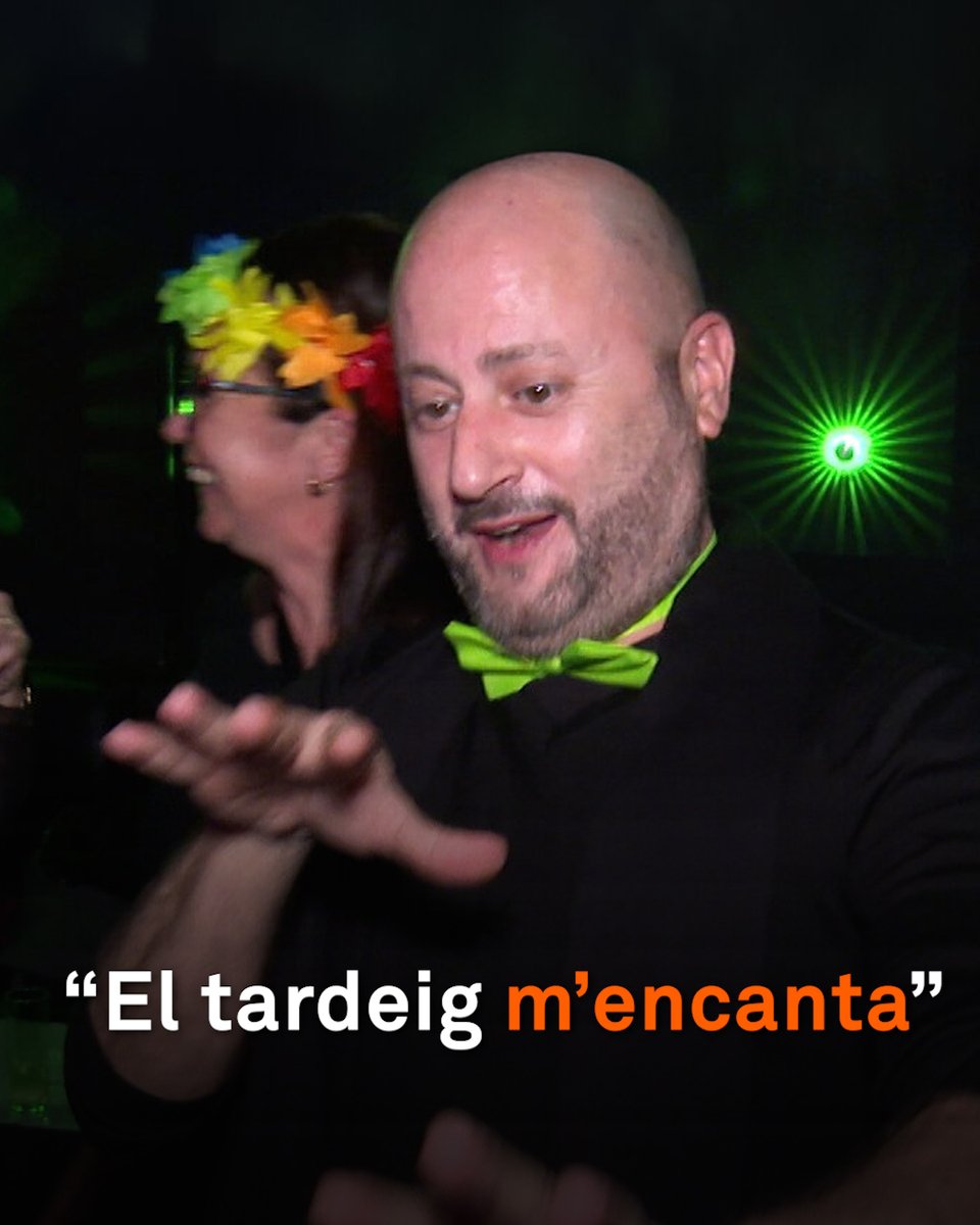 "Ballem, ens divertim, ens desfoguem i després anem a sopar." El tardeig està de moda. Cada cop més persones decideixen sortir de festa sense passar la nit en vetlla. “No acabem tard i ens ho passem molt bé”