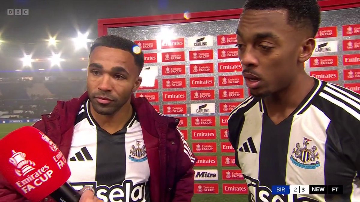 "We all love him and are standing by him." Callum Wilson has got Joe Willock's back after he received racist abuse on social media last week โค #FACup