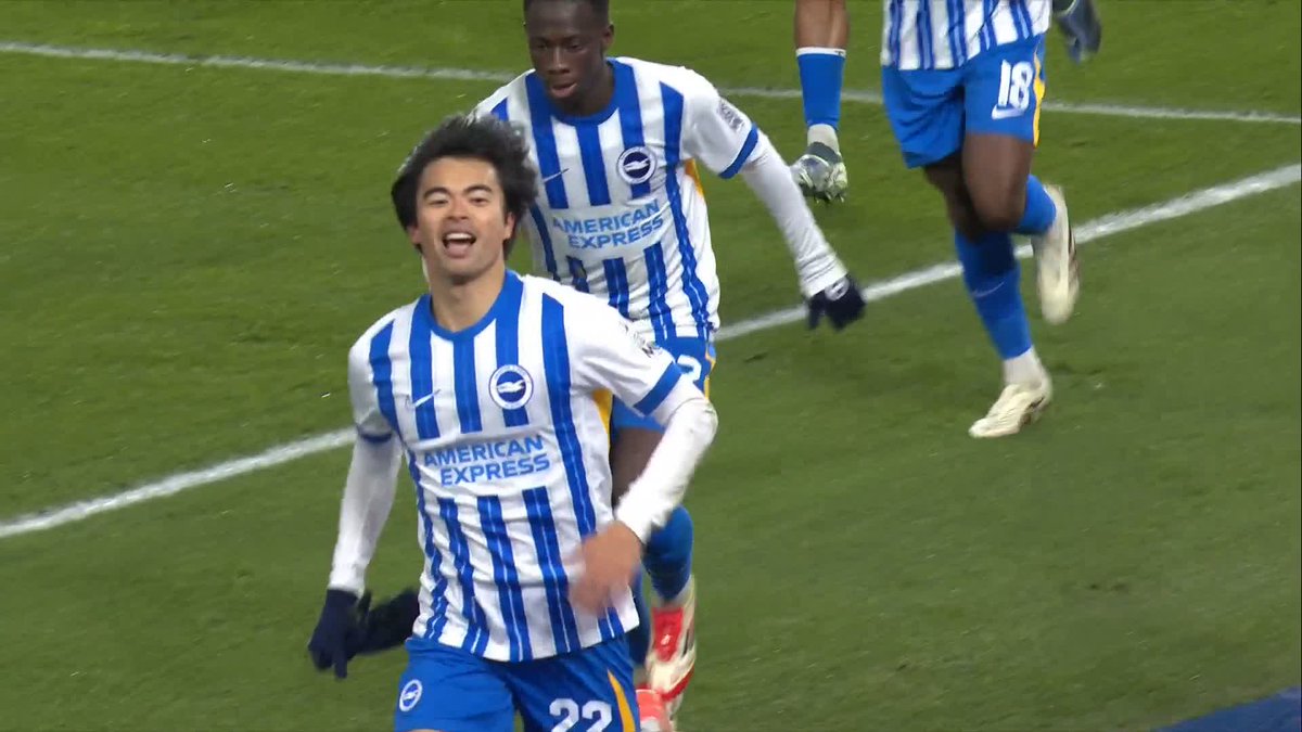 Kaoru Mitoma dinks it in! 👏 Chelsea claim handball but the goal stands for Brighton Brighton & Hove Albion | Emirates FA Cup