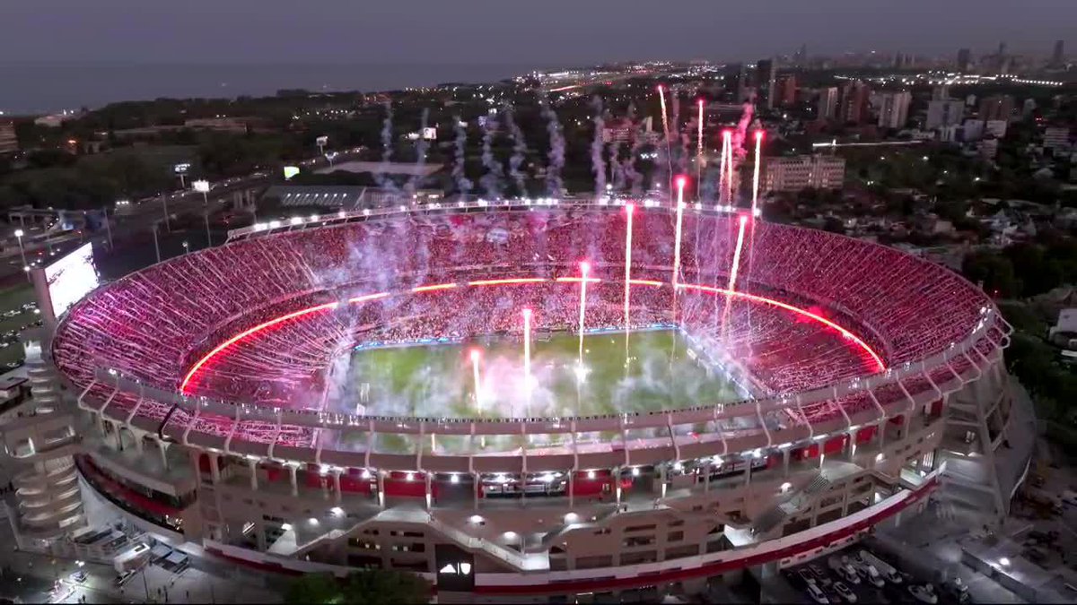 🤯🇦🇷 EL RECIBIMIENTO EN EL MONUMENTAL PARA EL CLÁSICO RIVER-INDEPENDIENTE.