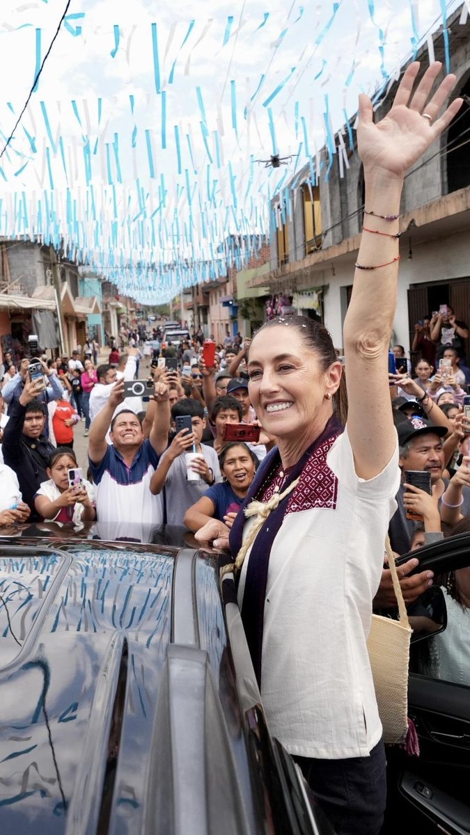 Fue hermoso el recibimiento de las y los michoacanos; gracias de verdad por tanto cariño. Visitamos dos Tiendas del Bienestar en las comunidades de San Ángel Zurumucapio y Terrenate, que ofrecerán productos accesibles y de calidad.